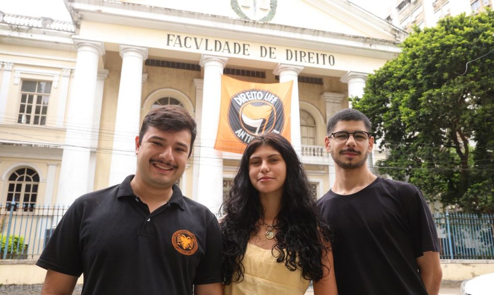 Imagem referente a Ato de estudantes da UFF deu pontapé em mobilização por virada de Lula