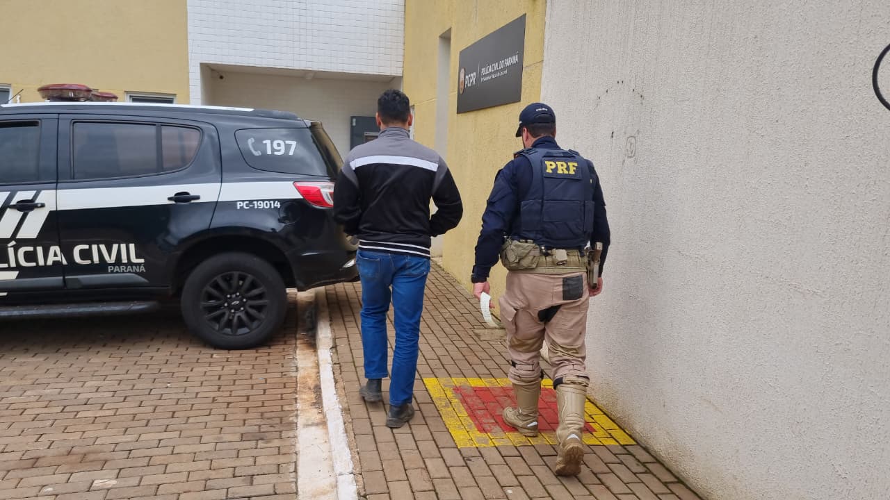 Homem é preso após abordagem da PRF na BR-277, em Cascavel