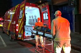 Homem de 27 anos é agredido em frente a casa noturna na região Central de Cascavel