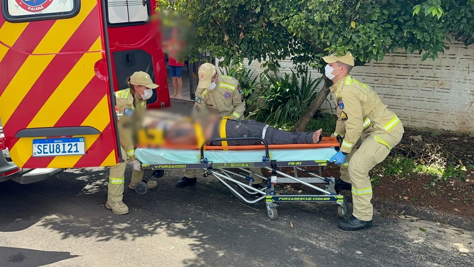 Homem sofre queda de plano elevado no Bairro São Cristóvão