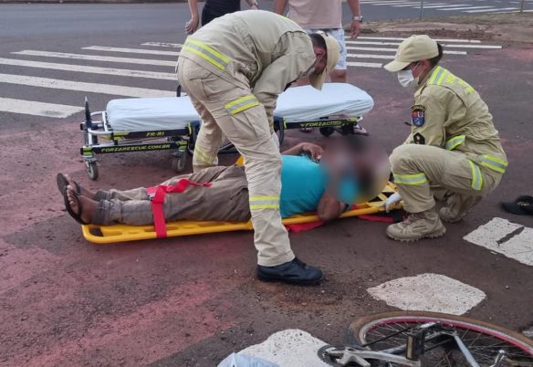 Homem cai de bicicleta e fica ferido no São Cristóvão Homem cai de bicicleta e fica ferido no São Cristóvão
